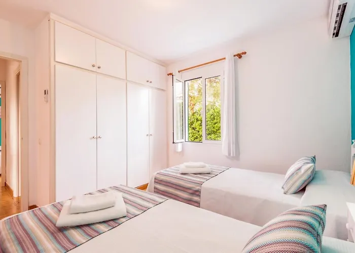 Isi By Βίλα Cala'N Blanes (Menorca)