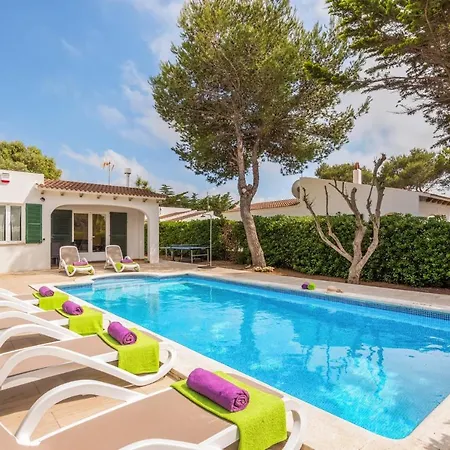 Isi By カラ・エン・ブラネス